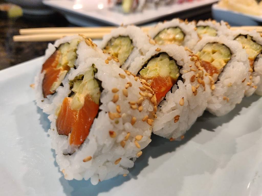 Tomodachi Sushi Bar & Restaurant | restaurant | 4390 Palm Ave, San Diego, CA 92154, USA | 6196909737 OR +1 619-690-9737