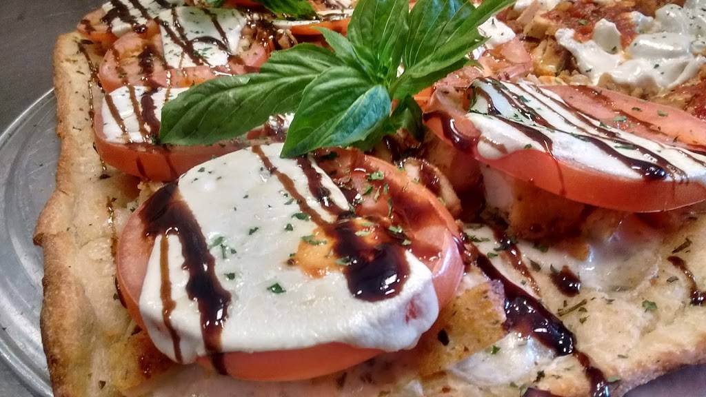 Toscos Pizzeria | restaurant | 400 NY-17M, Monroe, NY 10950, USA | 8457832411 OR +1 845-783-2411