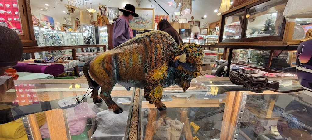 Custer Battlefield Trading Post & Cafe | restaurant | 347 US-212, Crow Agency, MT 59022, USA | 4066382270 OR +1 406-638-2270