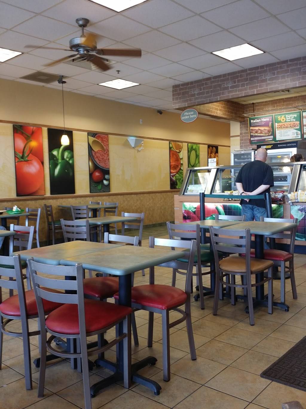 Subway | restaurant | 6160 Firestone Blvd #103, Longmont, CO 80504, USA | 3034857951 OR +1 303-485-7951