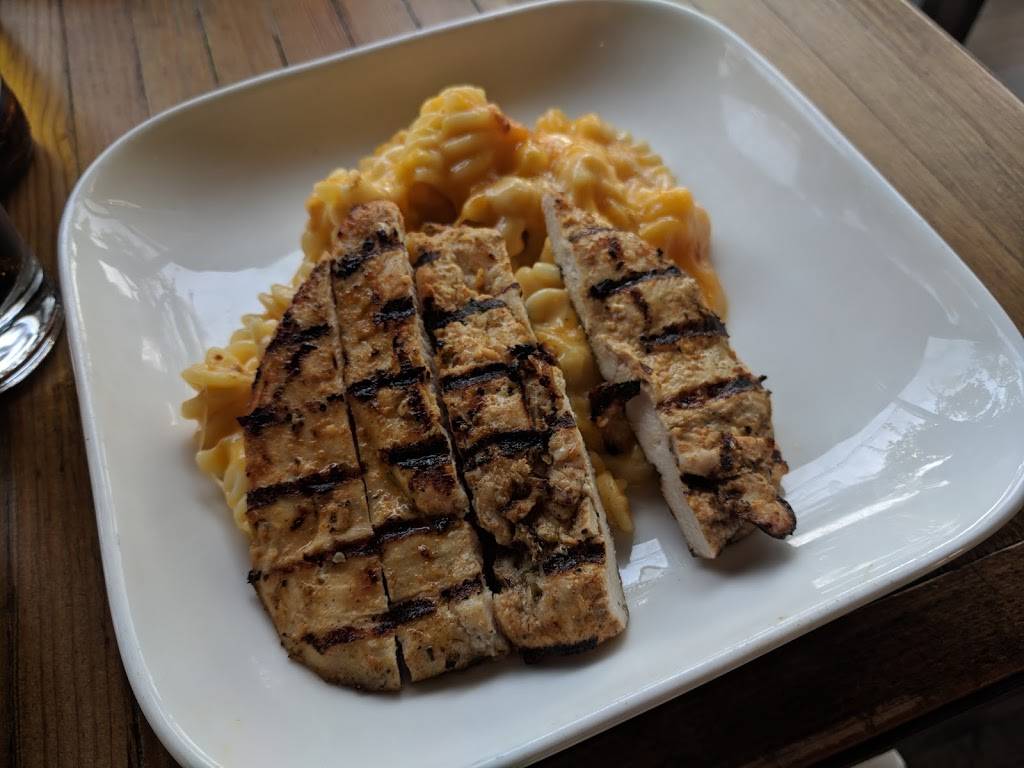 Willies Brew & Que | restaurant | 300 Tingey St SE, Washington, DC 20003, USA | 2026516375 OR +1 202-651-6375