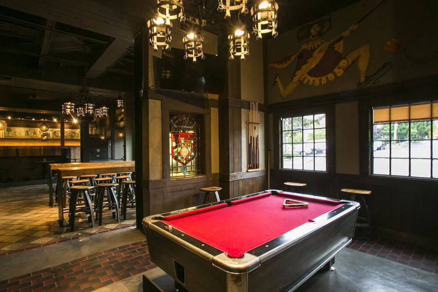 Canterbury Ale House | restaurant | 534 15th Ave E, Seattle, WA 98112, USA | 2063253110 OR +1 206-325-3110