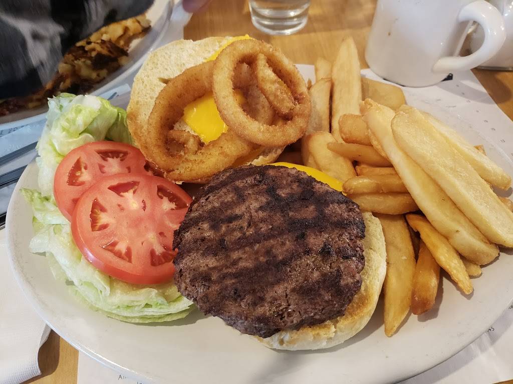 Lantern Diner | restaurant | 564 Hempstead Turnpike, West Hempstead, NY 11552, USA | 5162921900 OR +1 516-292-1900