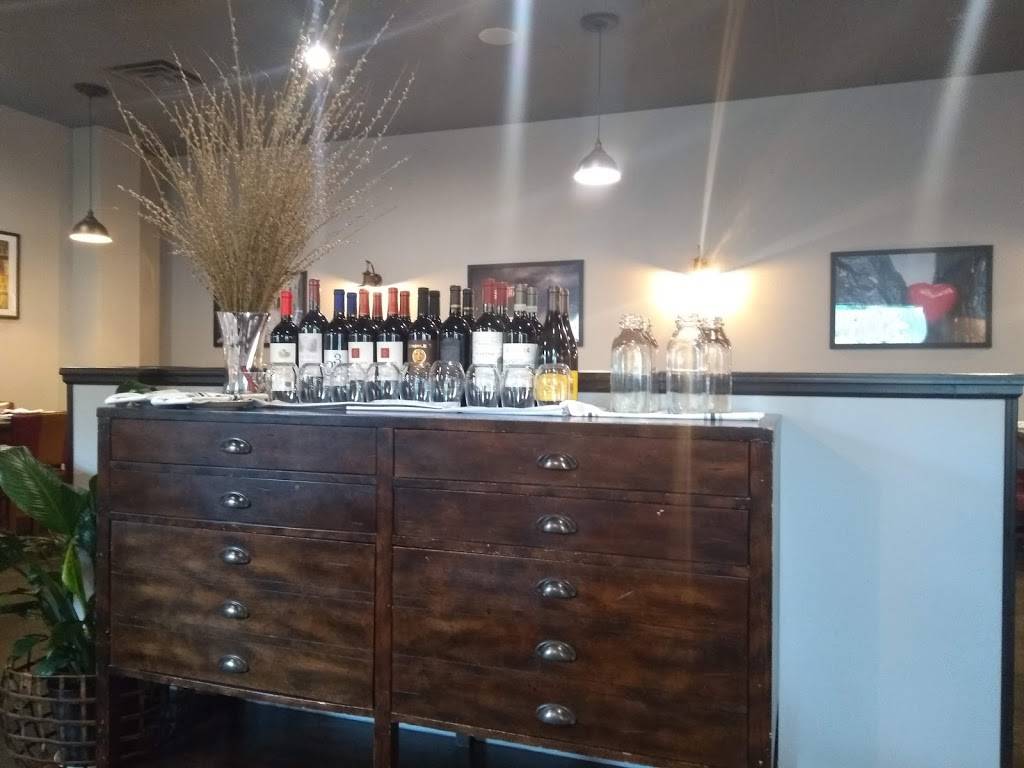 City Bar & Grille | restaurant | 395 Chandler St, Worcester, MA 01602, USA | 5087524222 OR +1 508-752-4222