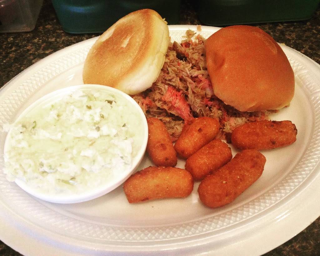 Little Pigs BBQ | restaurant | 840 S Pine St, Spartanburg, SC 29302, United States | 8643106282 OR +1 864-310-6282