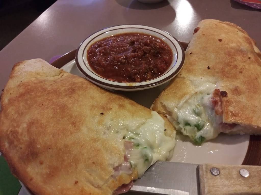 La Villa Restaurant & Pizzeria | restaurant | 8372 N Saginaw Rd, Mt Morris, MI 48458, USA | 8106860107 OR +1 810-686-0107