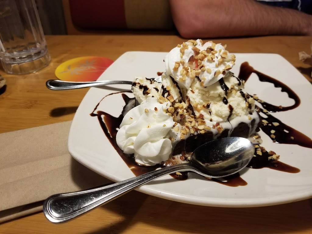 Islands Restaurant Carlsbad | restaurant | 889 Palomar Airport Rd, Carlsbad, CA 92011, USA | 7606029898 OR +1 760-602-9898