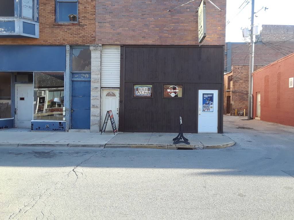 The Pub | restaurant | 12 E North St, Danville, IL 61832, USA | 2174434466 OR +1 217-443-4466