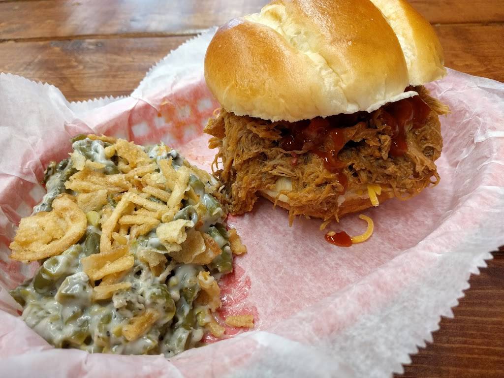 Yummy Bones Barbecue Port Washington | restaurant | 210 N Franklin St, Port Washington, WI 53074, USA | 2622689221 OR +1 262-268-9221