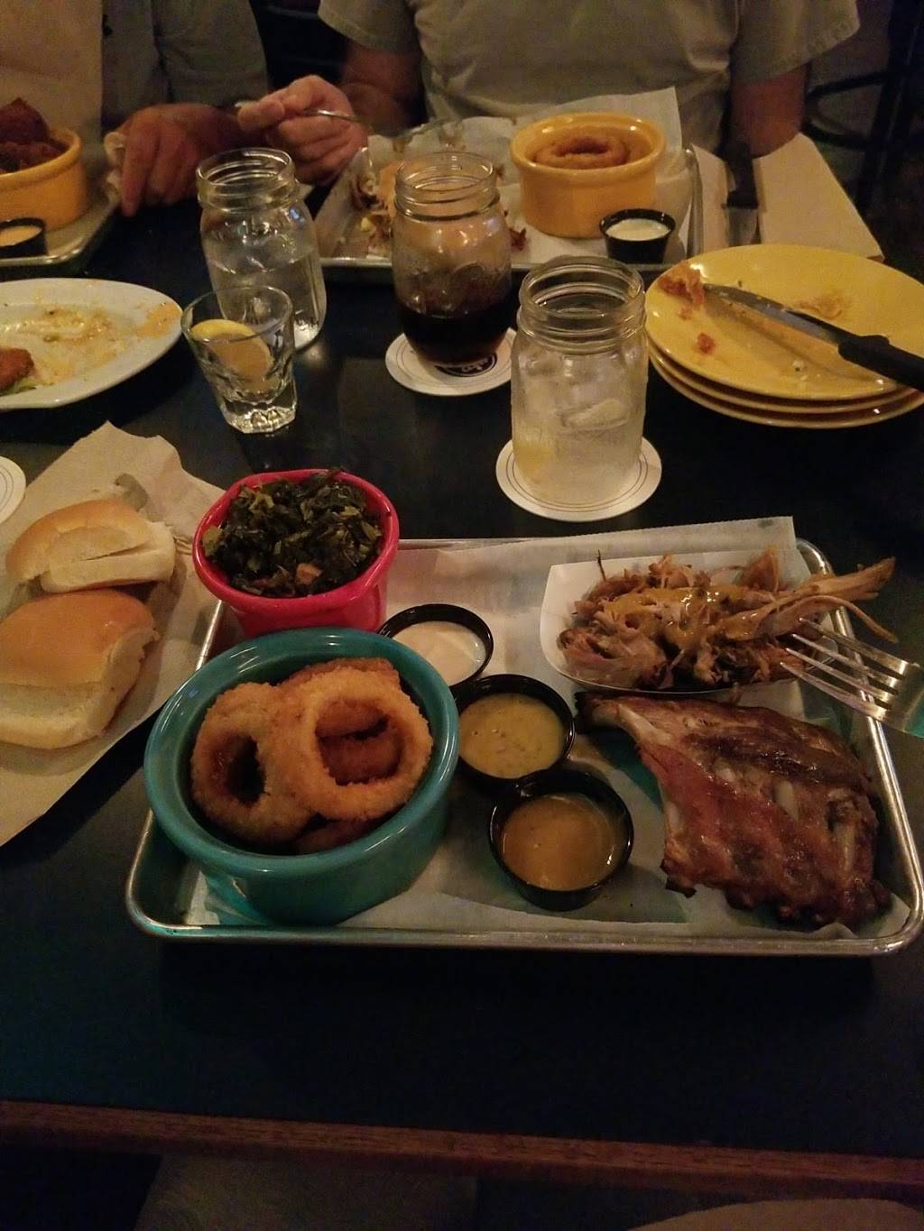 The Morehouse | restaurant | 4054 Erie St, Willoughby, OH 44094, USA | 4405278819 OR +1 440-527-8819