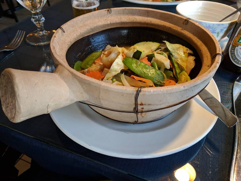 Bangkok Place | restaurant | 705 Co Rd 6 E, Elkhart, IN 46514, USA | 5742640402 OR +1 574-264-0402