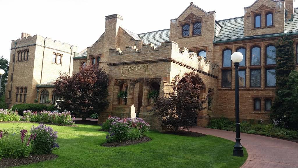 Wyndhurst | restaurant | 55 Lee Rd, Lenox, MA 01240, USA | 4136371364 OR +1 413-637-1364