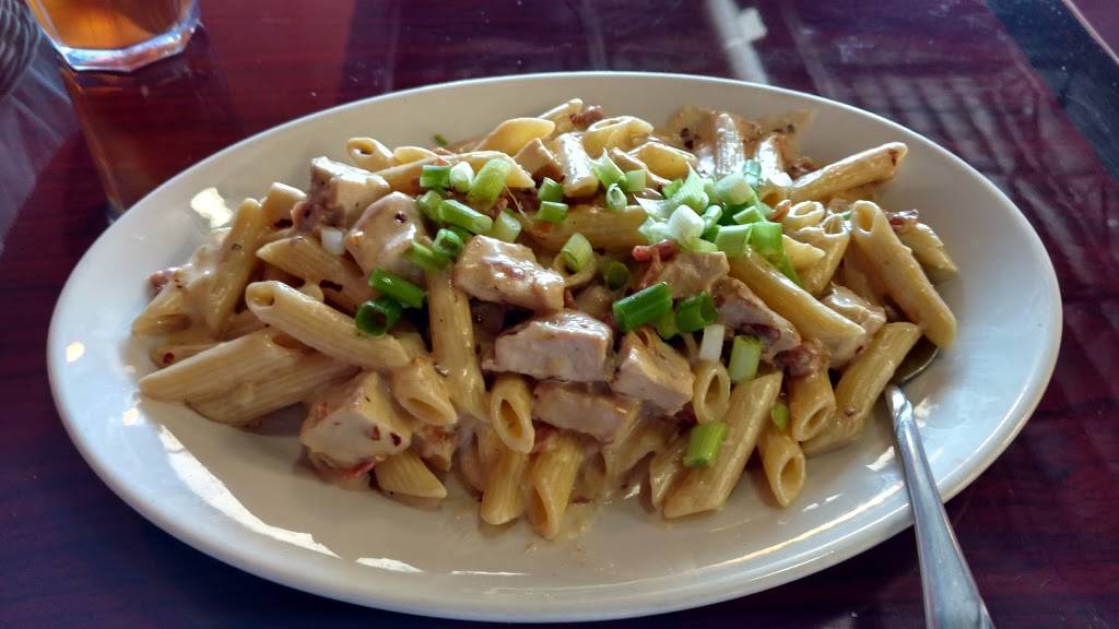 Ivetts Italian Grill | restaurant | 2500 Marina Bay Dr x, League City, TX 77573, USA | 2815326536 OR +1 281-532-6536