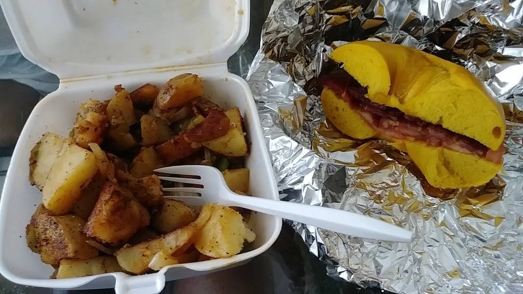 New York Bagel & Deli | bakery | 1097 Parkway Ave, Trenton, NJ 08628, USA | 6098820078 OR +1 609-882-0078