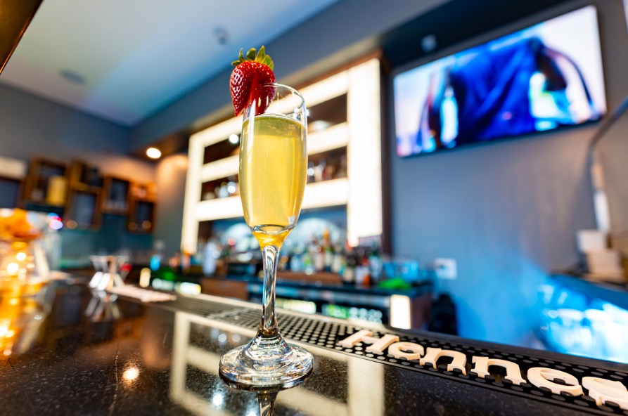 Paris Bistro Cafe & Lounge | restaurant | 375 Smith St, Providence, RI 02908, USA | 4016426342 OR +1 401-642-6342