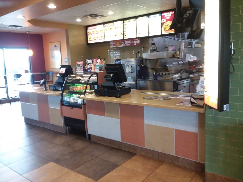 Jack in the Box | restaurant | 910 US-50, Pueblo, CO 81008, USA | 7199005993 OR +1 719-900-5993