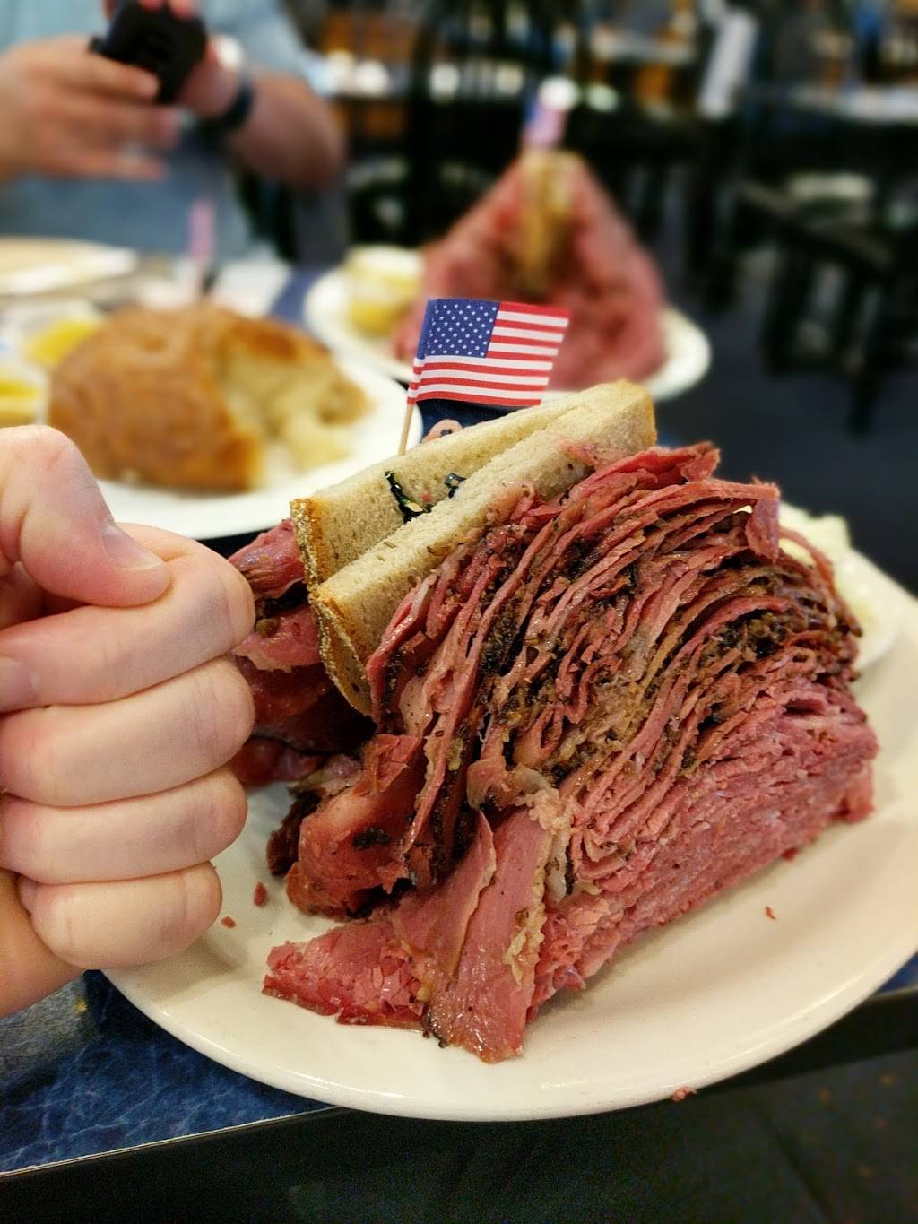 Harolds New York Deli | restaurant | 1173 King Georges Post Rd, Edison, NJ 08837, USA | 7326619100 OR +1 732-661-9100