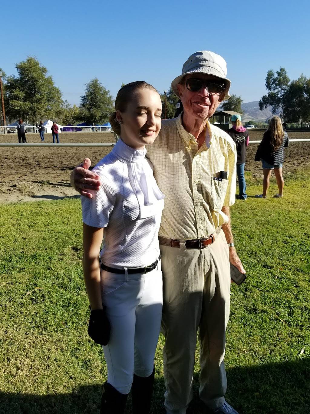 Galway Equestrian Center | restaurant | 36042 Los Corralitos Rd, Temecula, CA 92592, USA | 9513030405 OR +1 951-303-0405