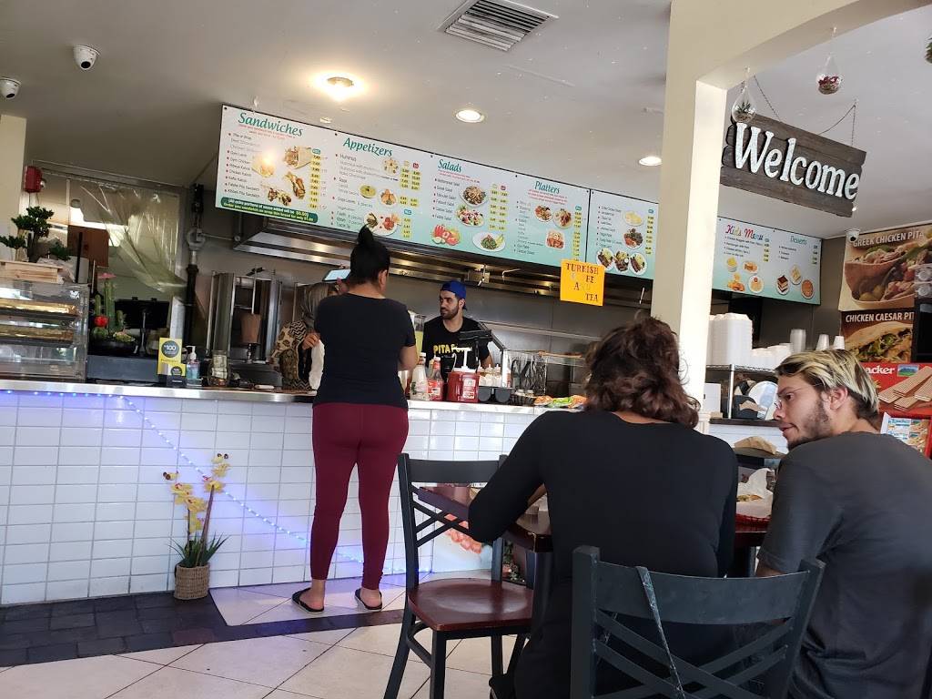Pita Pockets | restaurant | 2727 Hollywood Blvd, Hollywood, FL 33020, USA | 9542398609 OR +1 954-239-8609