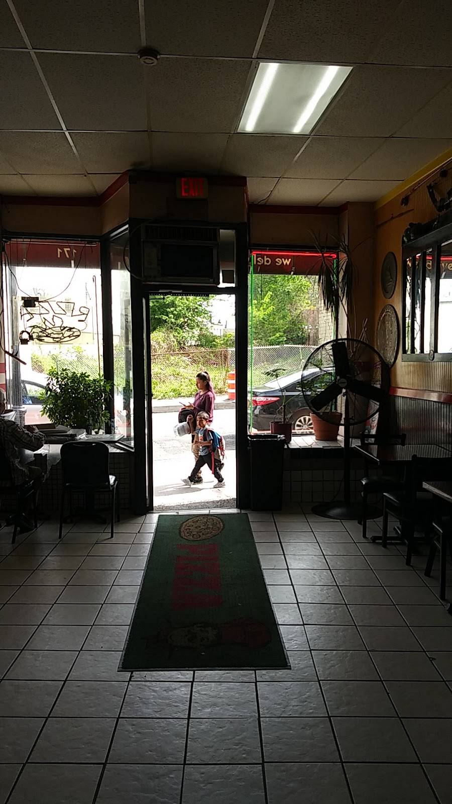 Ashburton Pizza Restaurant | restaurant | 171 Ashburton Ave, Yonkers, NY 10701, USA | 9149653007 OR +1 914-965-3007