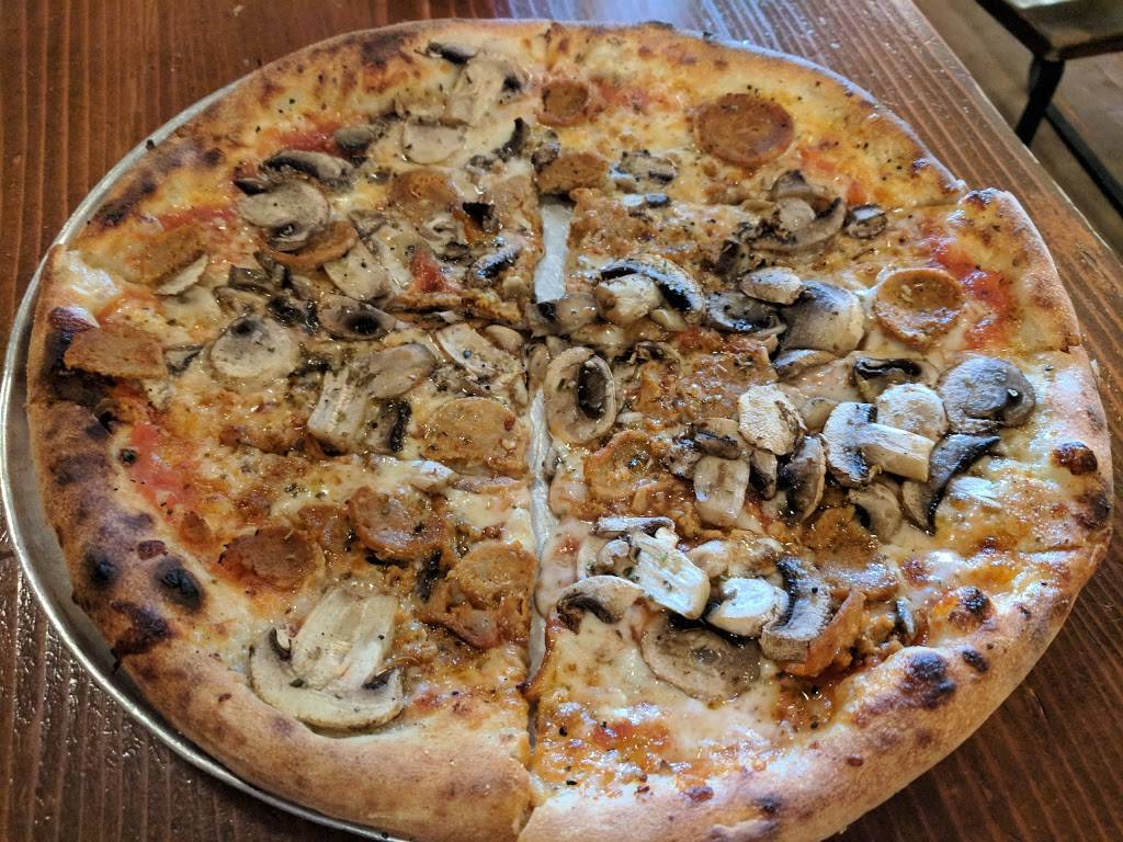 Flatbread Company | restaurant | 138 Congress Street, Portsmouth, NH 03801, USA | 6034367888 OR +1 603-436-7888