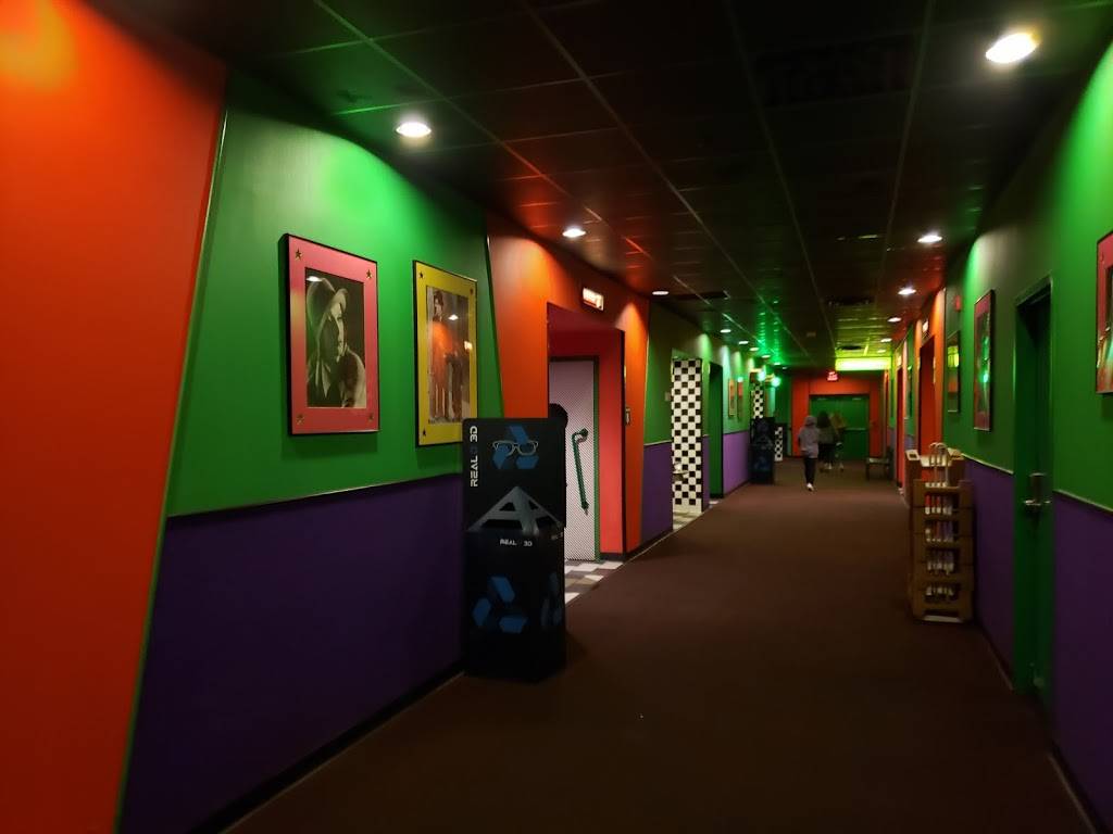 Cinemark Movies 8 | meal takeaway | 1669 W Lacey Blvd, Hanford, CA 93230, USA | 5595821474 OR +1 559-582-1474