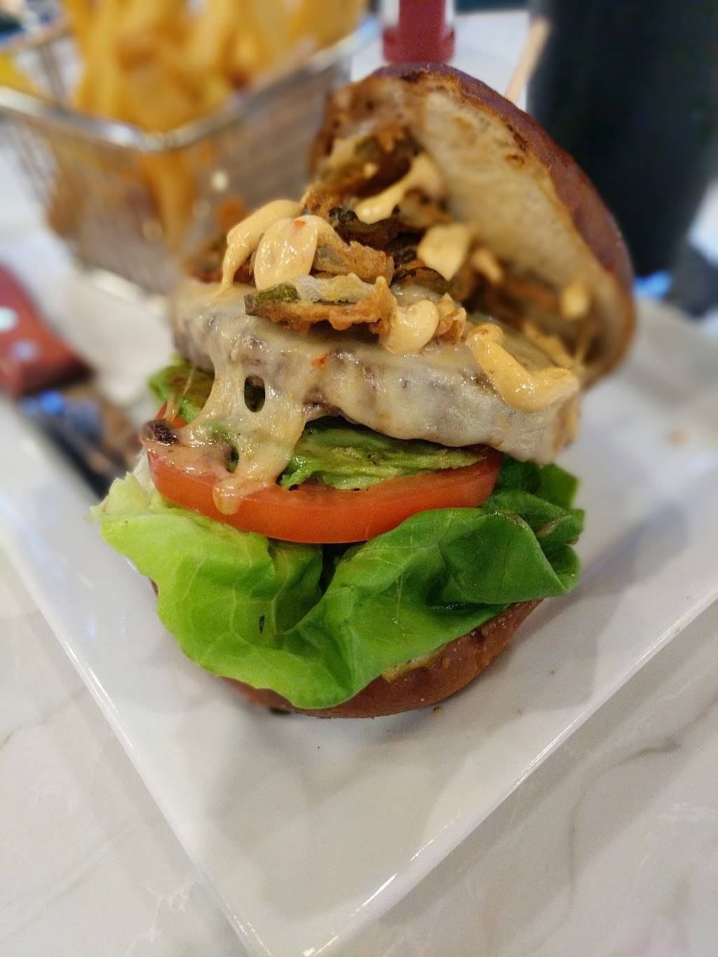 Burgerhaus - Carmel | restaurant | 89 Veterans Way, Carmel, IN 46032, USA | 3177400392 OR +1 317-740-0392