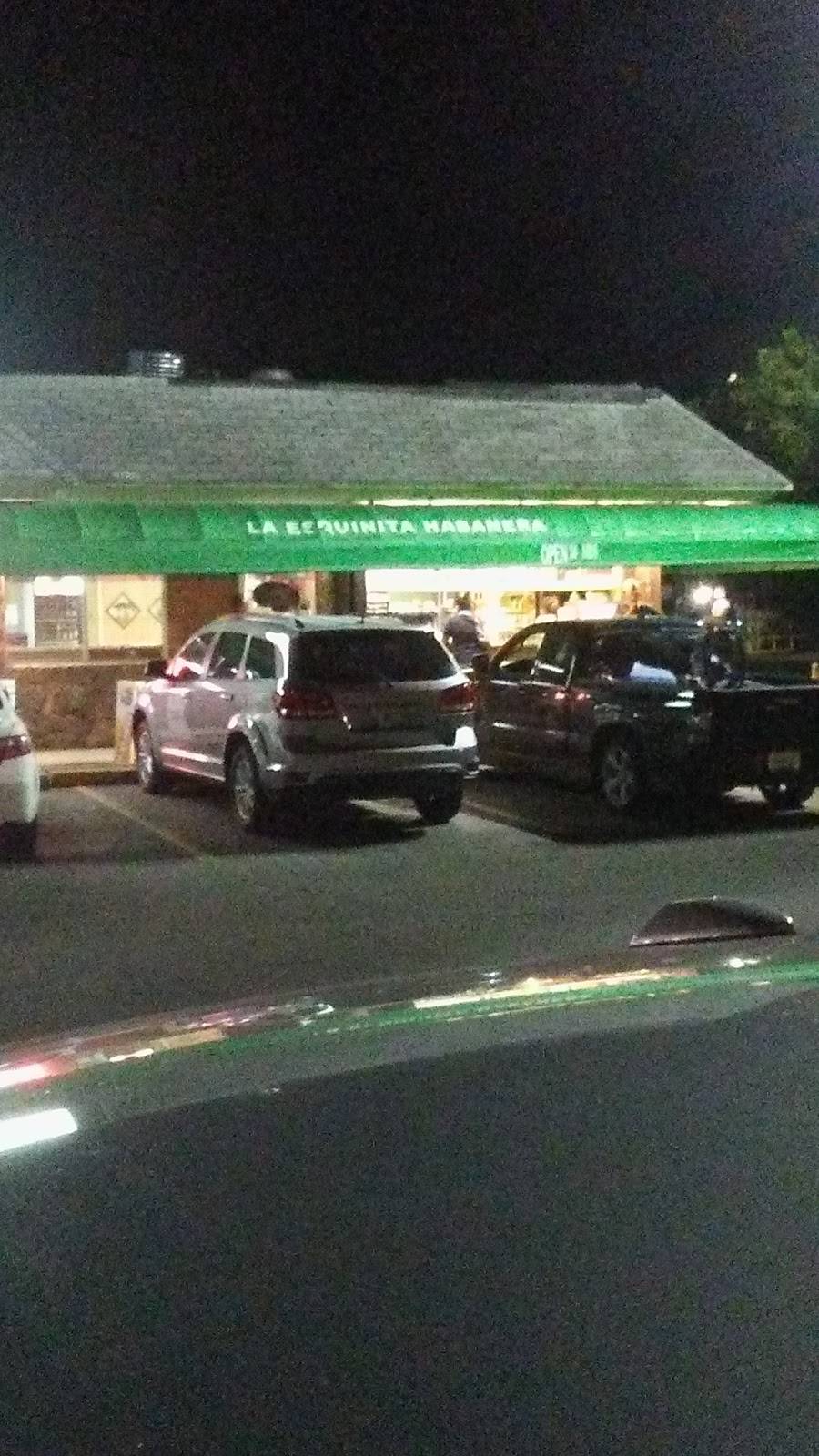 La Esquinita Habanera Restaurant | restaurant | 200 SW 107th Ave, Miami, FL 33174, USA | 3055596117 OR +1 305-559-6117