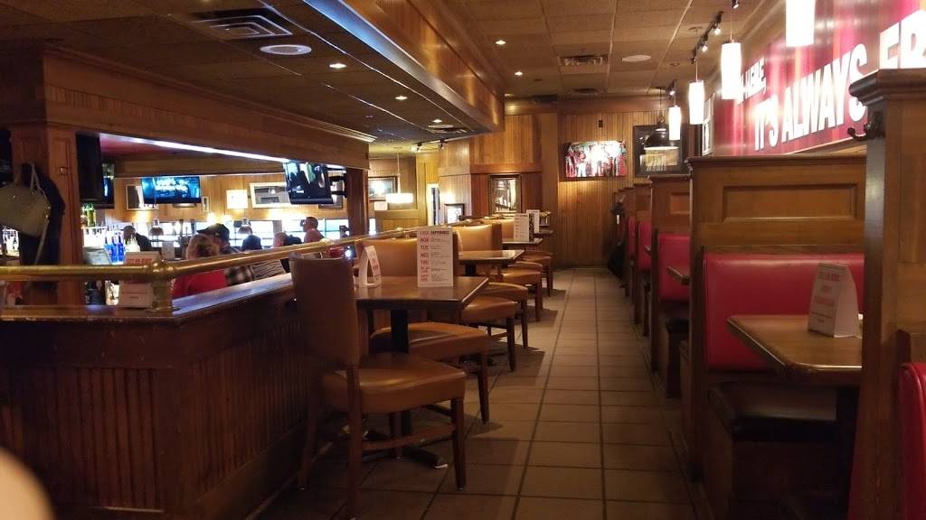 TGI Fridays | restaurant | 7814 Reynolds Rd, Mentor, OH 44060, USA | 4409532400 OR +1 440-953-2400