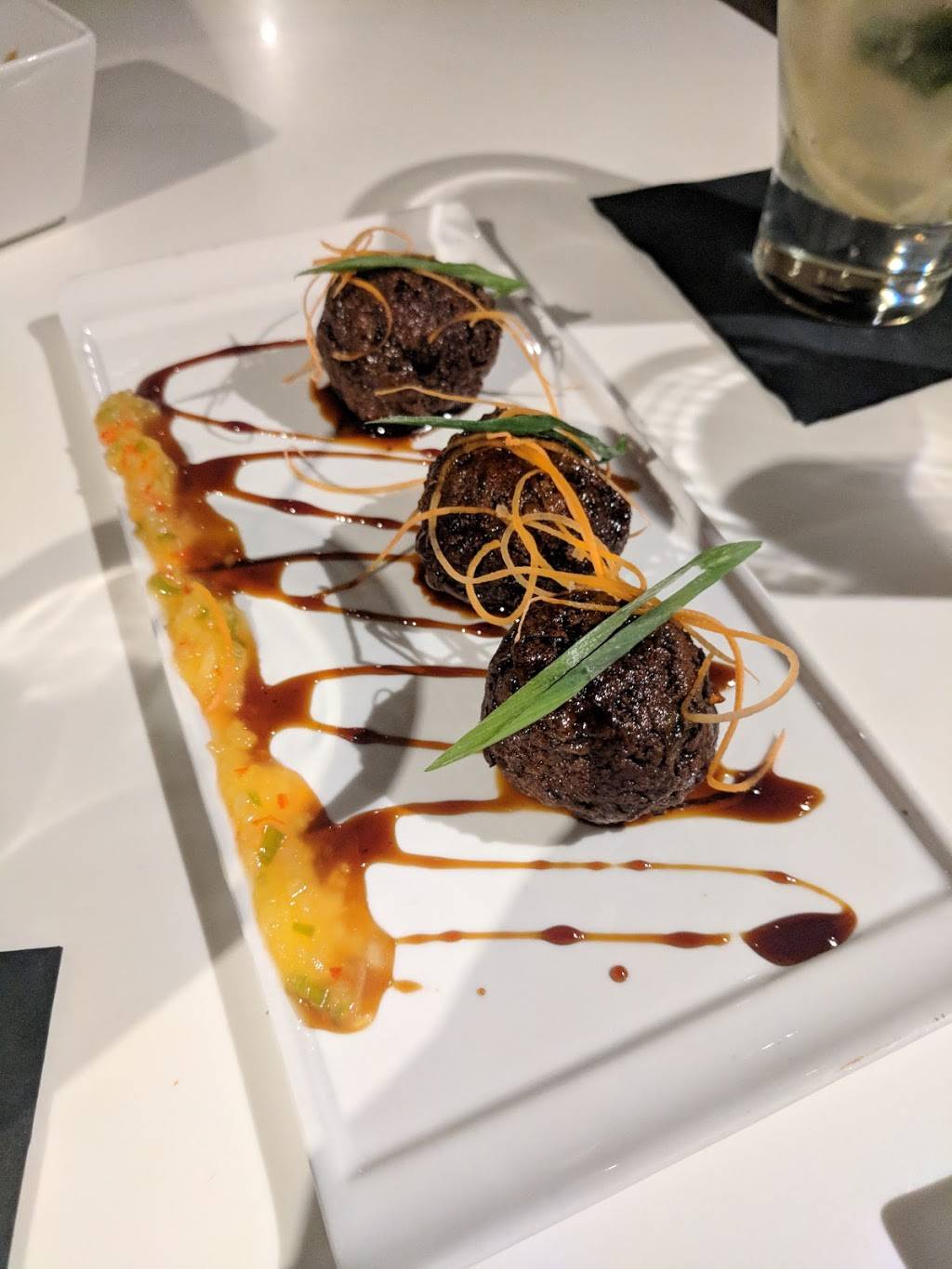 SASA | restaurant | 13120 Shaker Square, Cleveland, OH 44120, USA | 2167671111 OR +1 216-767-1111