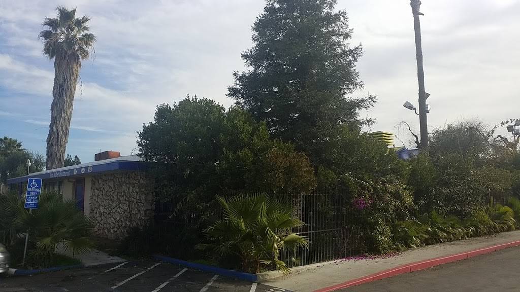 Yem Kebob | restaurant | 43610016, Fresno, CA 93726, USA | 5592297853 OR +1 559-229-7853