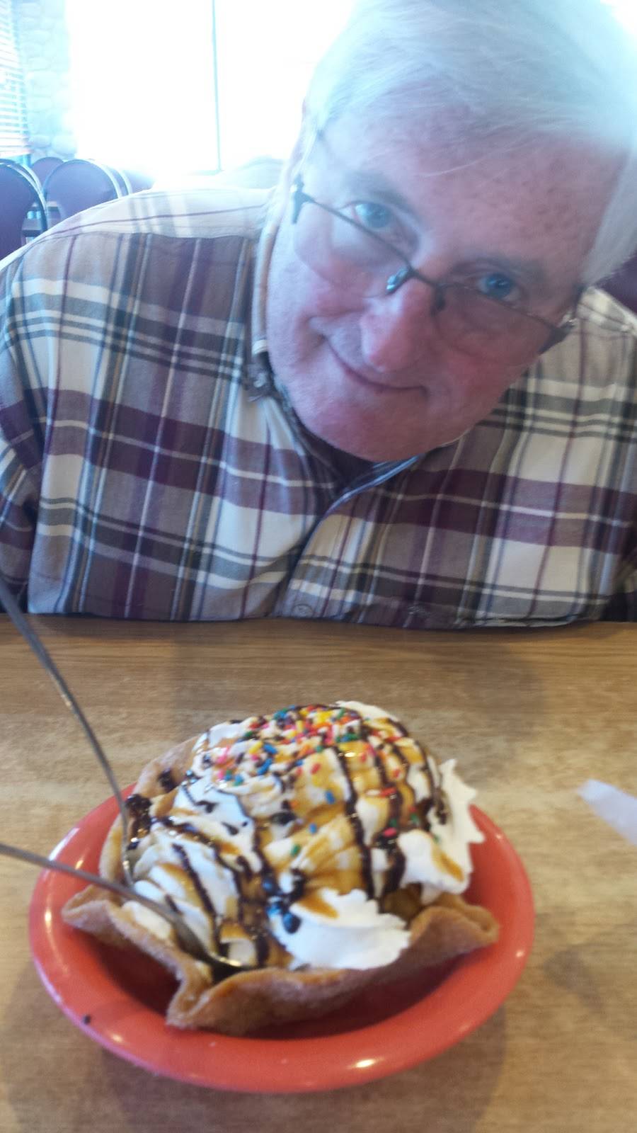 El Beso | restaurant | 2993 South Grove Boulevard, Bargersville, IN 46106, USA | 3175353355 OR +1 317-535-3355