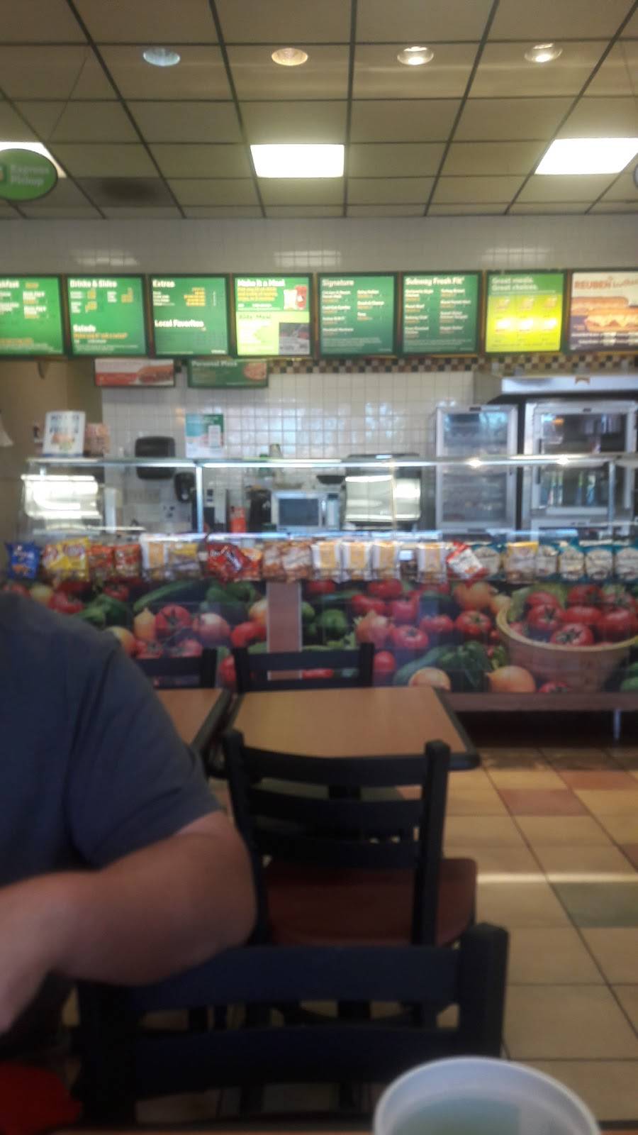 Subway Restaurants | restaurant | 1170 Arnold Dr #100, Martinez, CA 94553, USA | 9253352312 OR +1 925-335-2312
