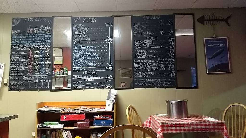 Towne Square Pizza | restaurant | 135 E Main St, Pinckney, MI 48169, USA | 7348785770 OR +1 734-878-5770