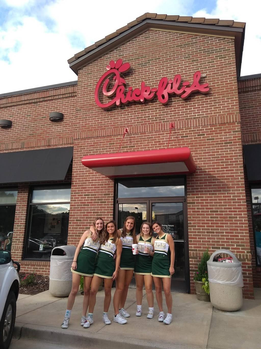 Chick-fil-A | restaurant | 1648 Montclair Rd, Irondale, AL 35210, USA | 2059572229 OR +1 205-957-2229