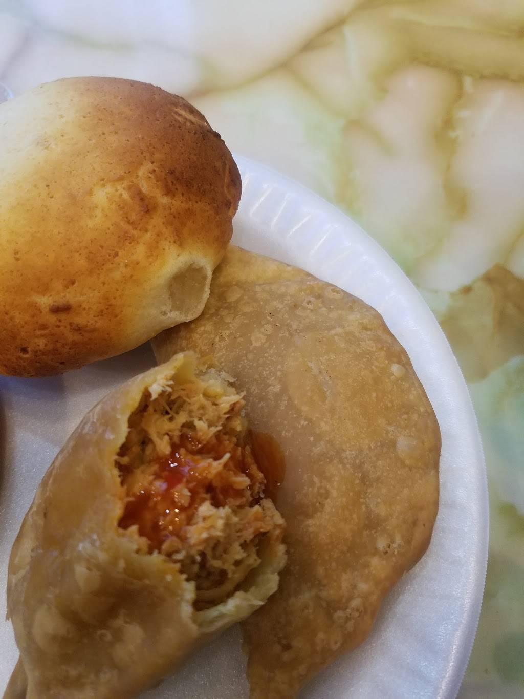 Mi Gente Cafe | restaurant | 7 Central Ave, Newark, NJ 07102, USA | 9736219090 OR +1 973-621-9090