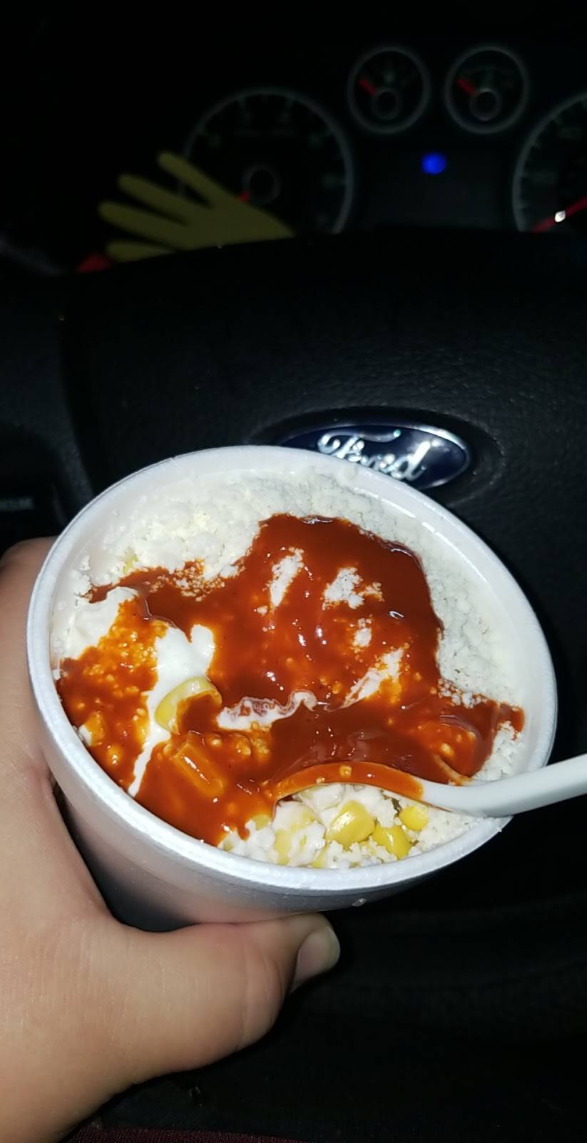 Elotes y antojitos la banana | restaurant | 2320 Rock Island Rd, Irving, TX 75060, USA | 9722533000 OR +1 972-253-3000