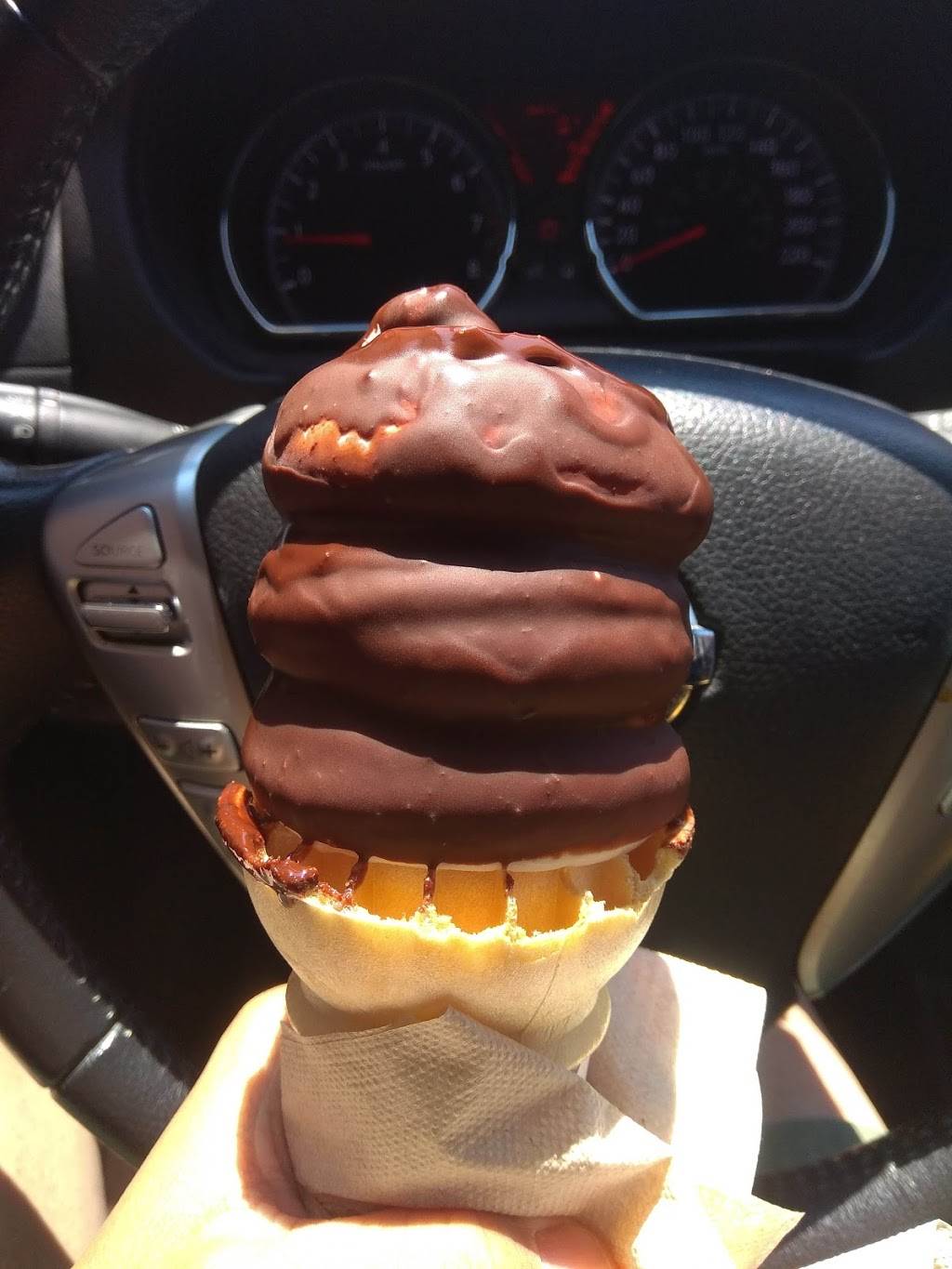 Dairy Queen Grill & Chill | restaurant | 1070 Stone Church Rd E Unit 49, Hamilton, ON L8W 3K8, Canada | 9053893074 OR +1 905-389-3074