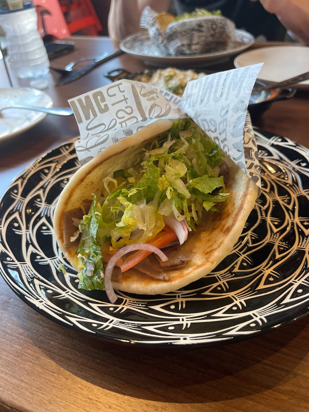 Habibi Grill | restaurant | 1131 N 4th St, Columbus, OH 43201, USA | 6149999909 OR +1 614-999-9909