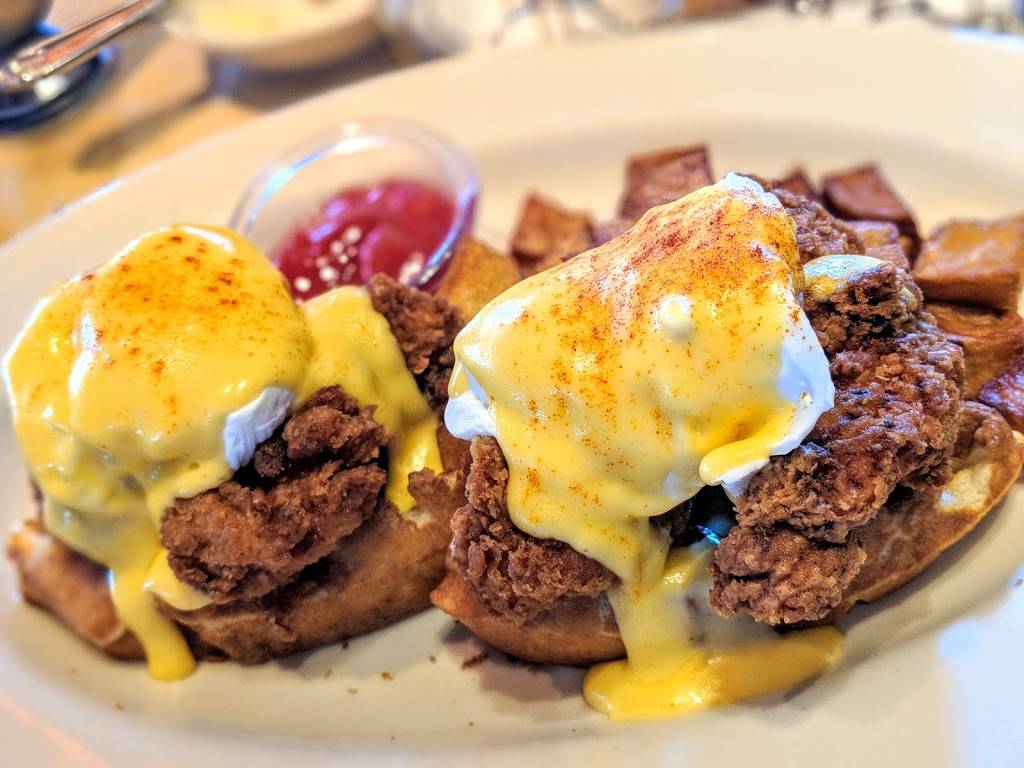 The Cheesecake Factory | restaurant | 3401 Dufferin St, North York, ON M6A 2T9, Canada | 4167814477 OR +1 416-781-4477