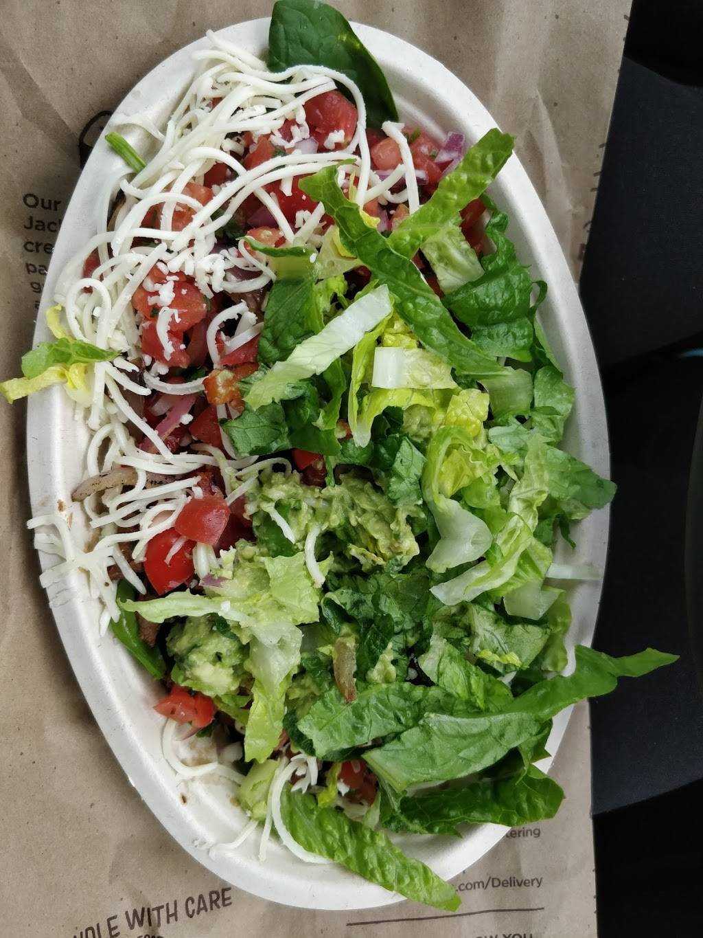 Chipotle Mexican Grill | restaurant | 7903 Crossings Of, Beckett Meadows Dr Suite 101, West Chester Township, OH 45069, USA | 5136822999 OR +1 513-682-2999