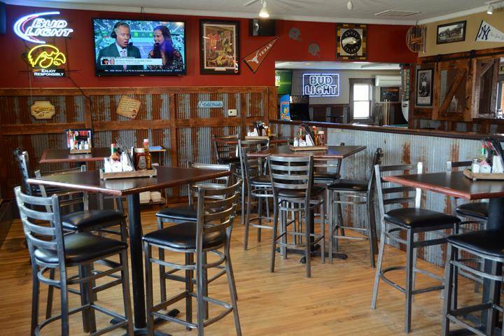 Hillside Sports Bar & Grill | restaurant | 21592 US-151 BUS, Monticello, IA 52310, USA | 3194653624 OR +1 319-465-3624