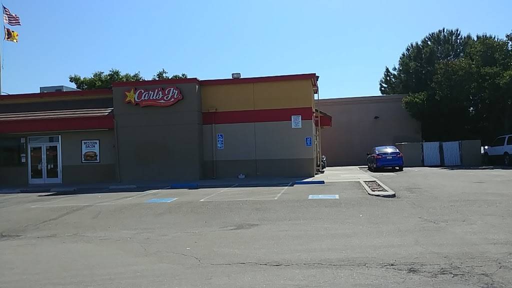 Carls Jr. | restaurant | 2380 W Grant Line Rd, Tracy, CA 95377, USA | 2098355494 OR +1 209-835-5494