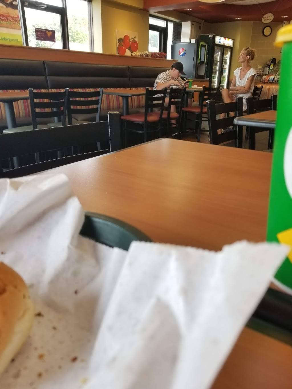 Subway | restaurant | 331 Bayfield St, Barrie, ON L4M 3C2, Canada | 7055034001 OR +1 705-503-4001