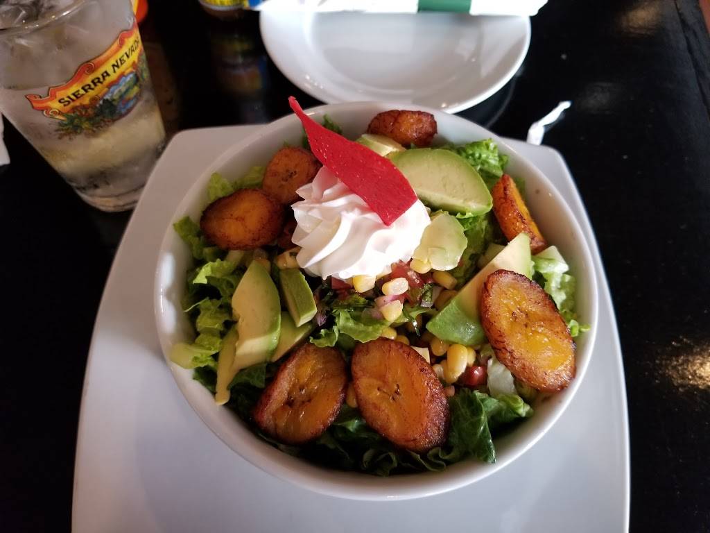 Alex Lounge | restaurant | 213 E Post Rd, White Plains, NY 10601, USA | 9143589227 OR +1 914-358-9227