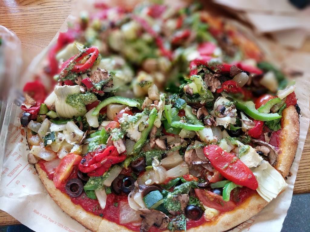 Blaze Pizza | meal takeaway | 4809 Firestone Blvd, South Gate, CA 90280, USA | 3239251066 OR +1 323-925-1066