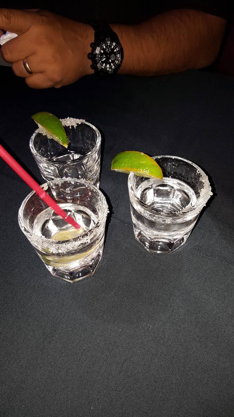 Totally 80s Bar and Grille | restaurant | 2512 W Orangethorpe Ave, Fullerton, CA 92833, USA | 7148790108 OR +1 714-879-0108