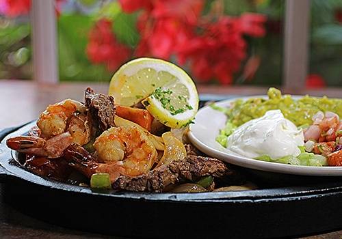 Noonans Supper Club | restaurant | 590 Mt Vernon St, Newport, VT 05855, USA | 8023341634 OR +1 802-334-1634