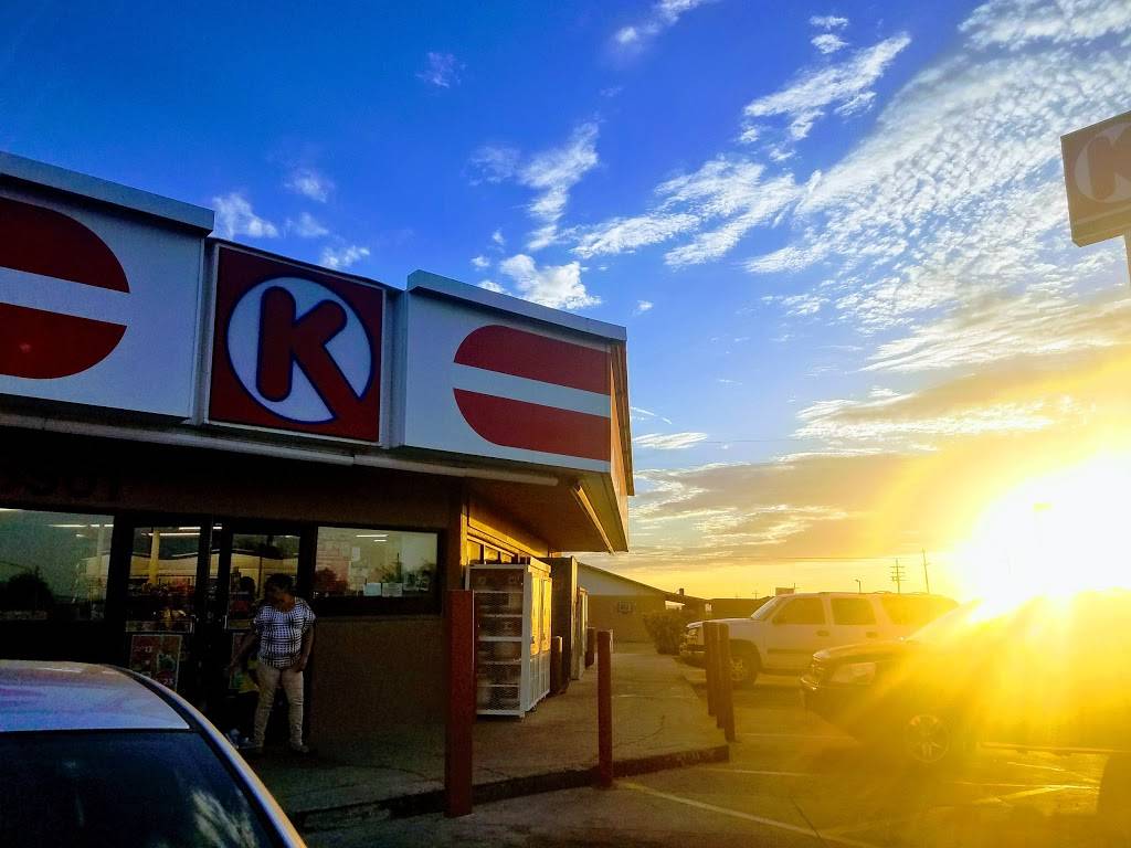 Circle K | meal takeaway | 13961 N Sandario Rd, Marana, AZ 85653, USA | 5206829012 OR +1 520-682-9012