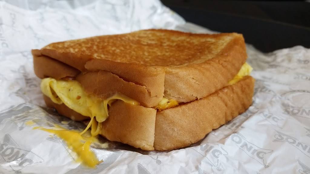 Sonic Drive-In | restaurant | 1400 N Valley Mills Dr, Waco, TX 76710, USA | 2547727200 OR +1 254-772-7200